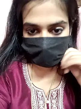 umairahaasan 1 online show from September 21, 10:36 am