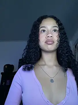 jadee8 online show from May 2, 11:08 pm