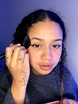 jadee8 online show from November 29, 12:25 am