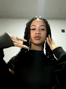 jadee8 online show from December 20, 2:37 am