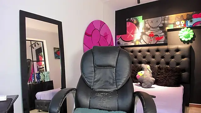 BarbieGirl xx online show from November 9, 9:55 pm