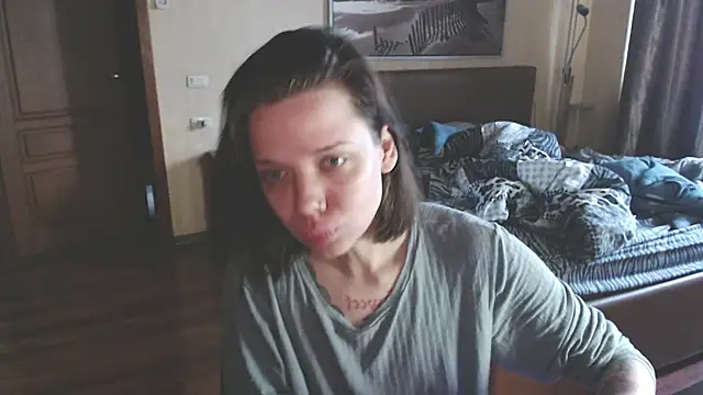 enchanting chloe online show from November 21, 10:06 am