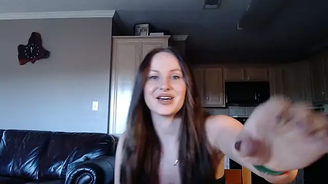 Blueeyedzaya  online show from November 10, 2:01 pm