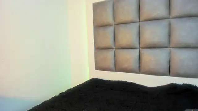 Mia lopez   online show from September 30, 1:28 pm