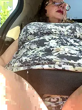 GirlSquirt online show from September 19, 4:17 pm