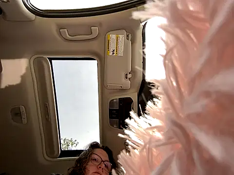 GirlSquirt online show from September 30, 6:13 pm