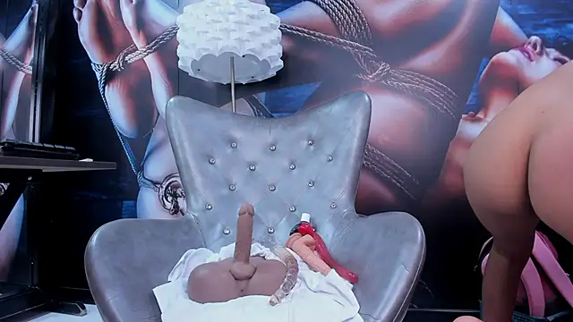 miss   taylor online show from February 4, 6:49 am