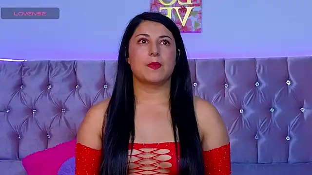 cuteeimy online show from February 3, 7:40 pm