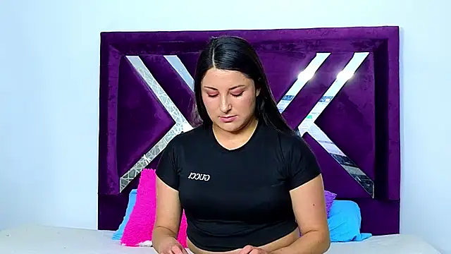 cuteeimy online show from December 3, 7:16 pm