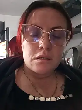 carolinhe  online show from September 26, 8:17 pm