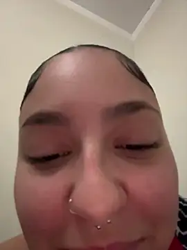 babykalirose online show from October 11, 4:50 am