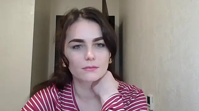 Silviaa a online show from December 15, 2:22 pm