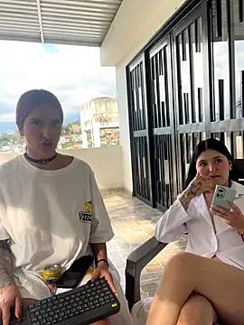 Scaarlettfox online show from October 4, 8:46 pm