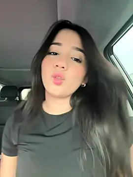 Michelle Zoe online show from January 5, 8:56 pm