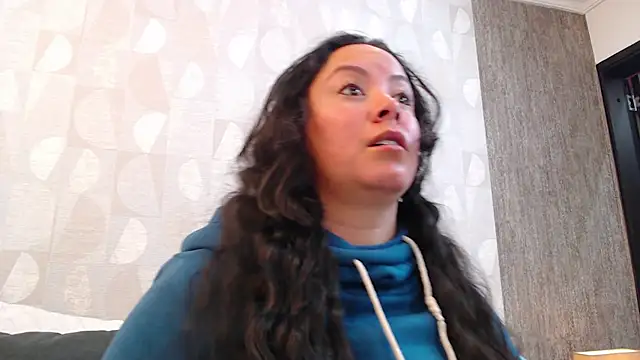 elamurray online show from October 3, 11:15 am