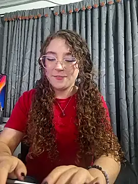 hannacutegod online show from October 5, 6:18 am