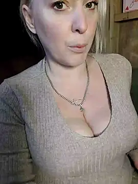 Bouncy-Bella28X online show from September 25, 7:29 am