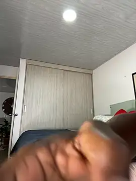 Bustykeyla online show from October 3, 2:00 pm