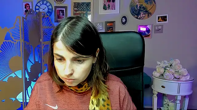 MartaEdams online show from November 24, 6:15 am