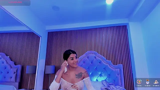 SelenaStonne online show from December 4, 8:53 pm