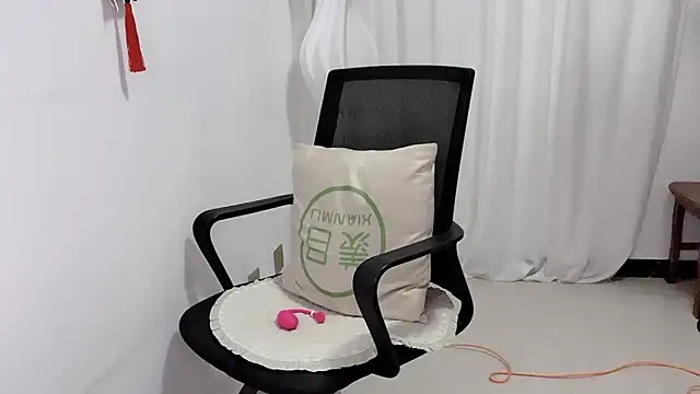 JackieBell online show from October 10, 11:53 pm