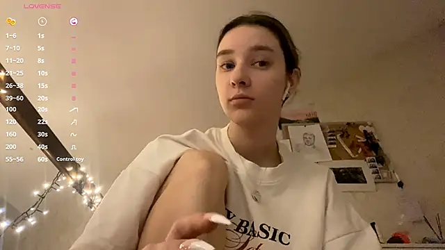 DanaCore online show from November 1, 7:40 pm