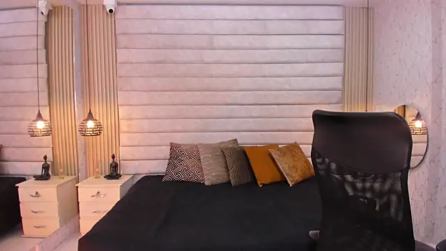 VictoriaaBlair online show from March 24, 7:41 pm