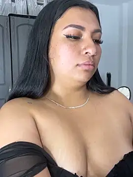 Issa Santana online show from November 19, 8:09 pm