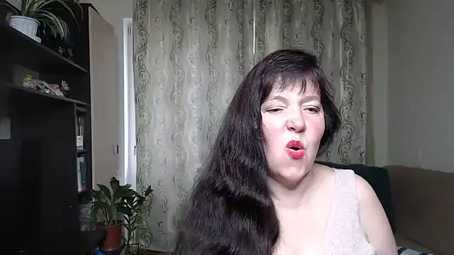 Illusionq online show from June 7, 10:33 am