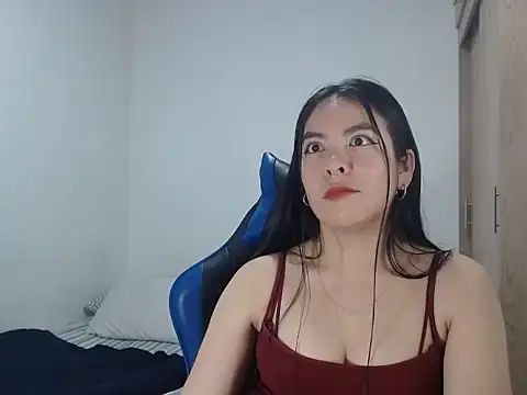 EloiseJun online show from September 30, 1:11 am