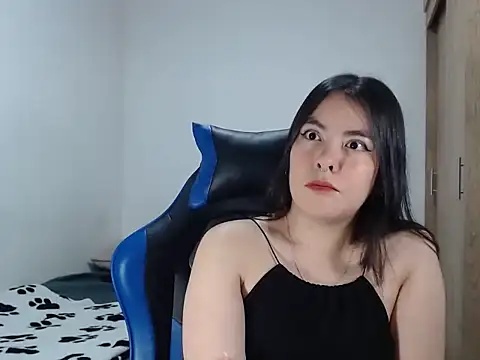 EloiseJun online show from September 15, 8:38 pm