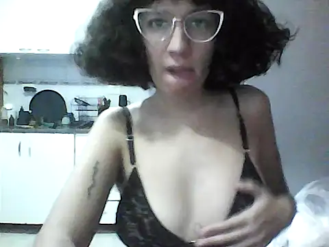 loliporomero online show from April 13, 4:08 pm