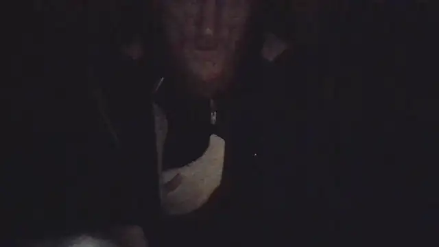 zipman92 online show from December 18, 8:24 pm