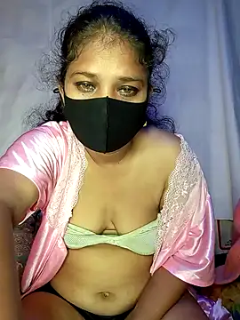 LushVamp online show from December 18, 2:55 pm