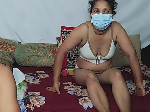 LushVamp online show from October 10, 8:19 am