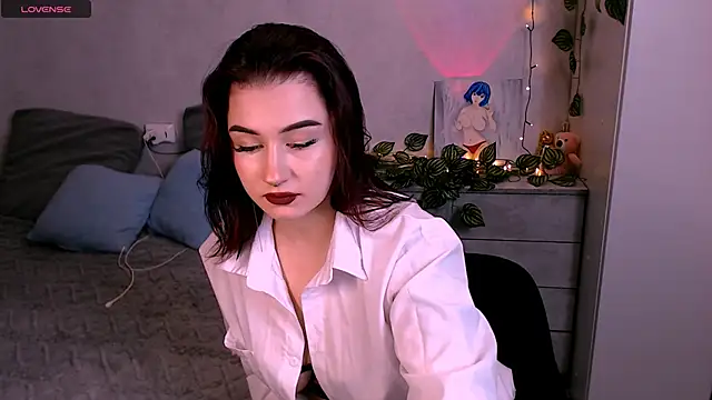 Katie Kiss online show from February 22, 7:37 pm