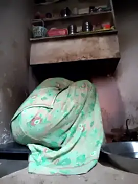 aunty sumy online show from April 3, 2:42 am