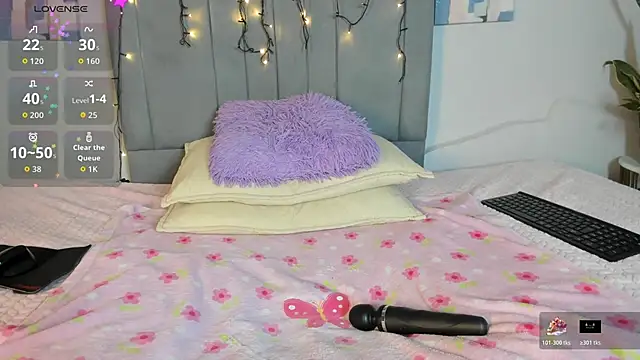 Sophia Ebony online show from December 15, 1:16 pm