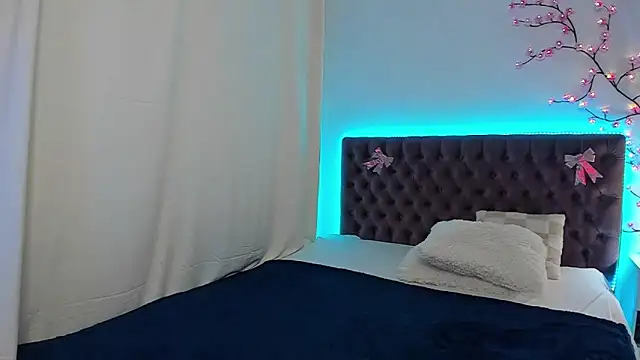 LilaVame online show from October 8, 1:48 pm