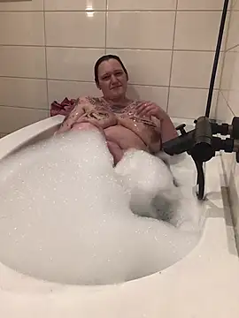 Ich-eben123 online show from February 26, 8:30 pm