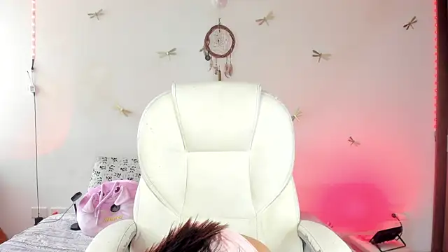 princessluna 19 online show from October 13, 7:27 pm