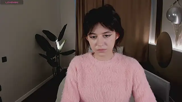 chloe dreammm online show from February 3, 12:32 pm