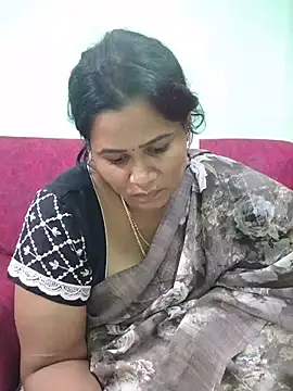 tamilaruvi online show from July 28, 4:39 pm