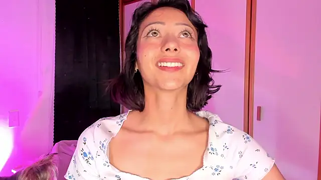 Londonttipton online show from March 25, 7:44 am