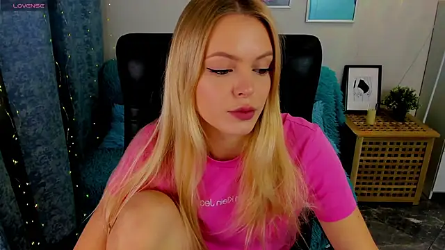 KatherineePierce online show from October 22, 3:28 pm