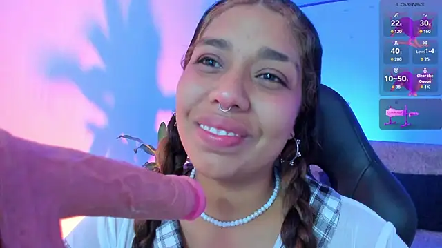 giselle upp online show from November 30, 4:49 am