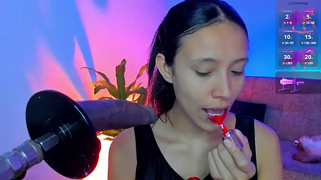 alicemoon   online show from February 28, 9:58 pm