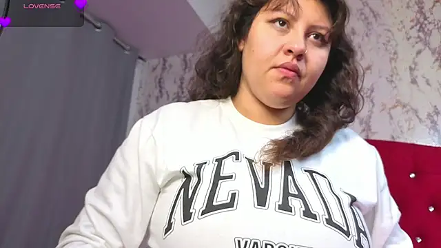 Larissa Antonella online show from October 6, 5:02 am