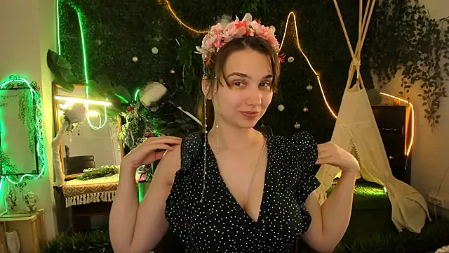 TessaMill online show from March 17, 5:44 am