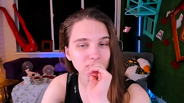 TessaMill online show from September 23, 5:05 am